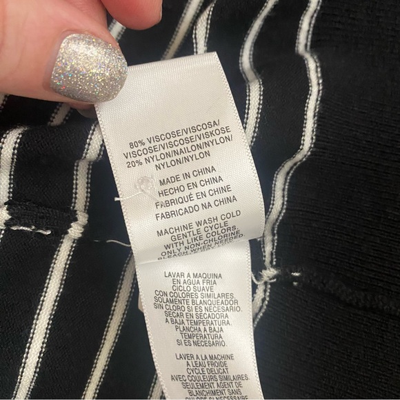 Jones New York Black & White Striped Button Up Sweater/Cardigan Large - Picture 13 of 13